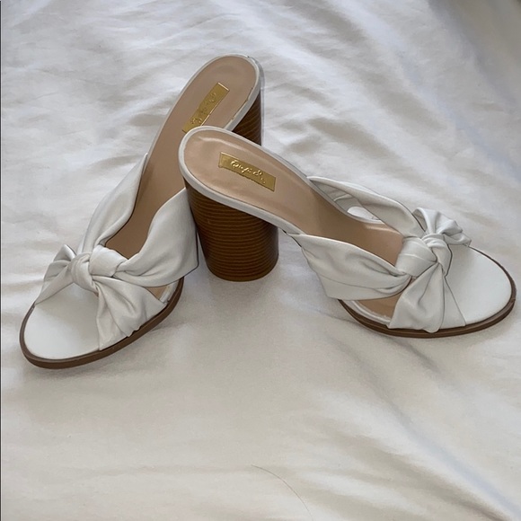 Quipid Block Heel - Picture 3 of 3